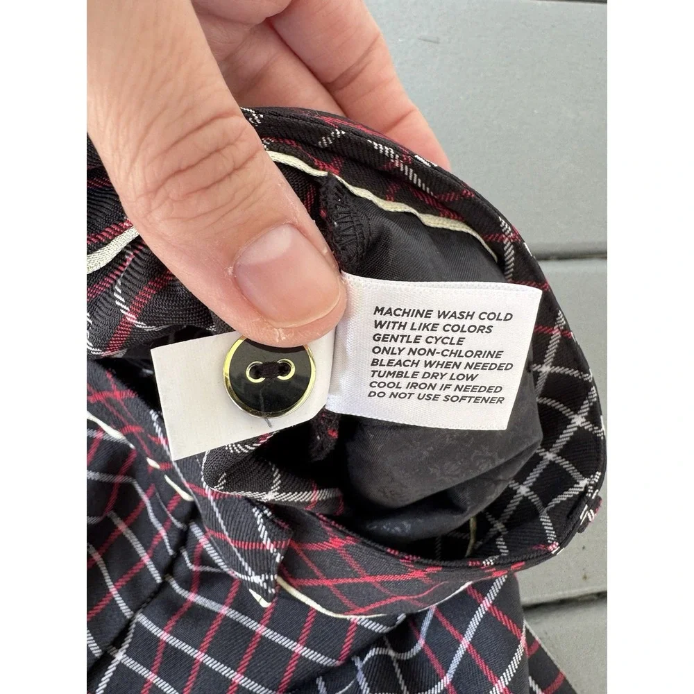 Lady Hagen Twilight Golf Shorts Women's Size 12 Black‎ Red Plaid Preppy Sporty